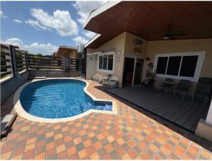 Single Family House for sale in Coronado