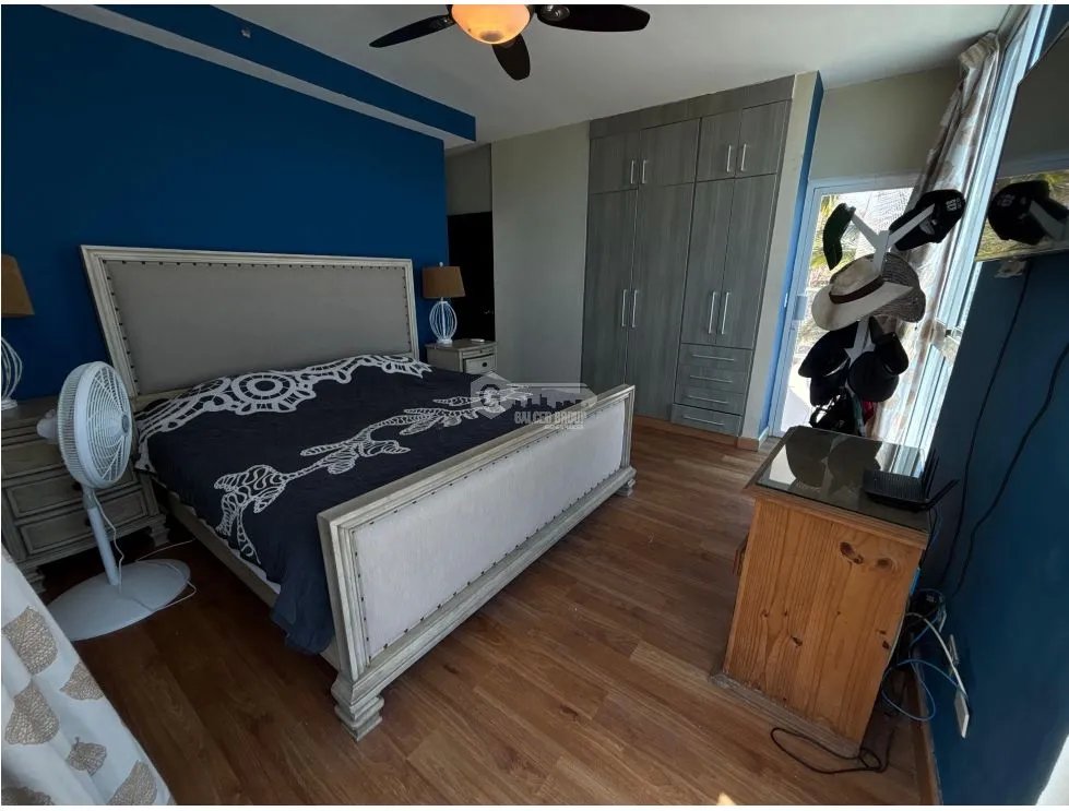 Single Family House for sale in San Carlos