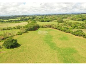 SE VENDE FINCA TITULADA IDEAL PARA GANAD...