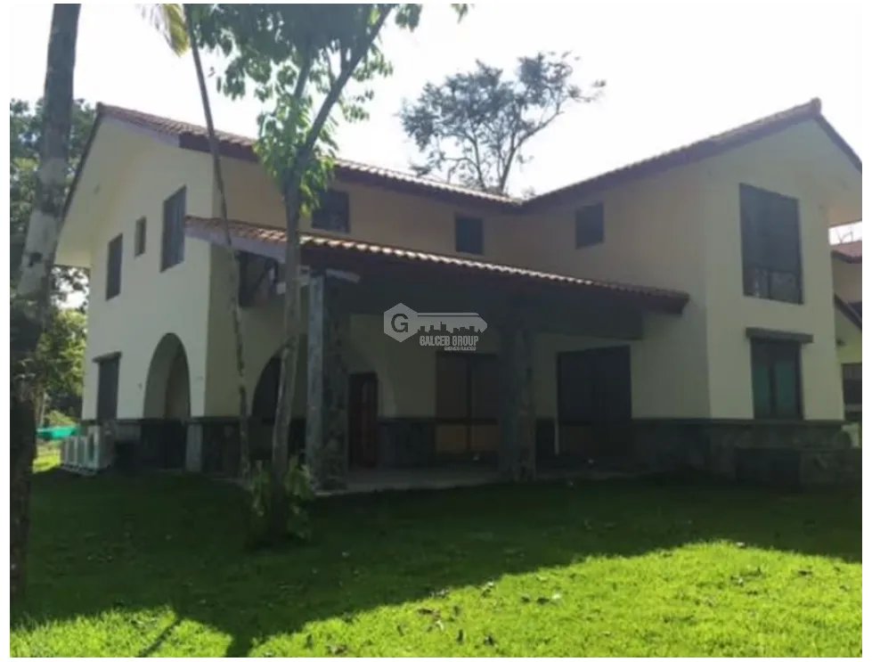 CAMINO DE CRUCES / 1000M / 4 HABITACION / TERRAZA / PISCINA CLAYTON