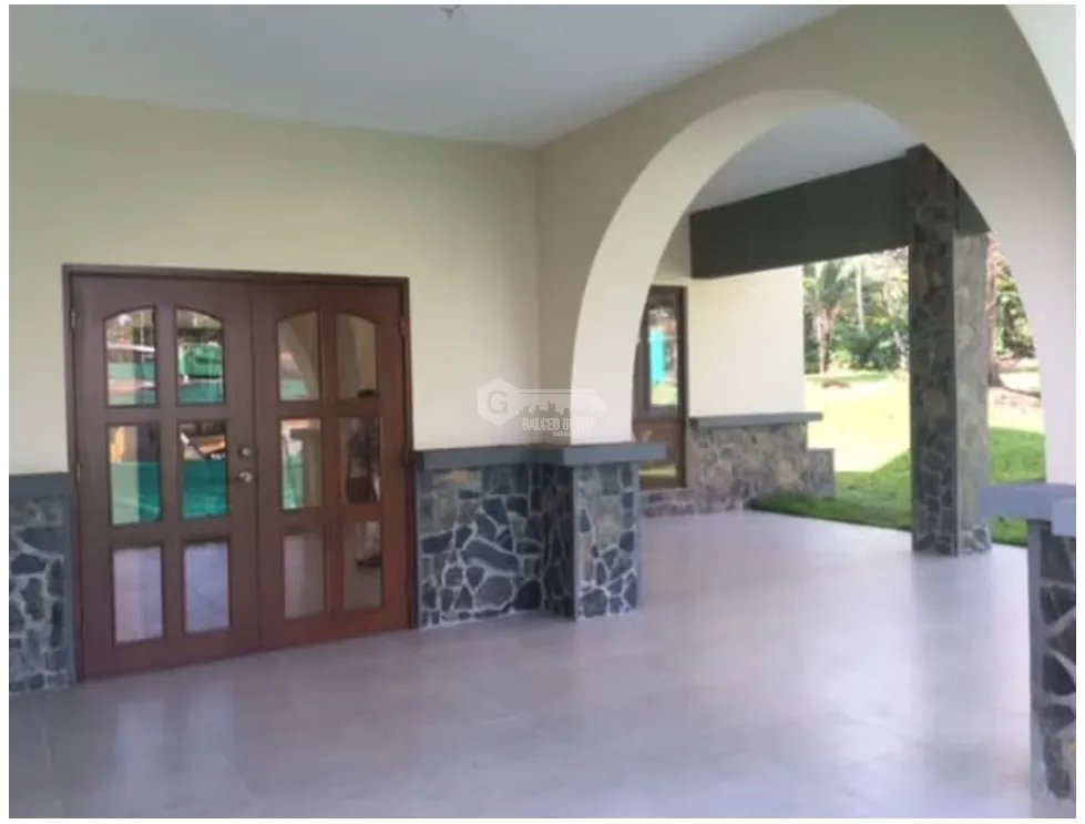CAMINO DE CRUCES / 1000M / 4 HABITACION / TERRAZA / PISCINA CLAYTON