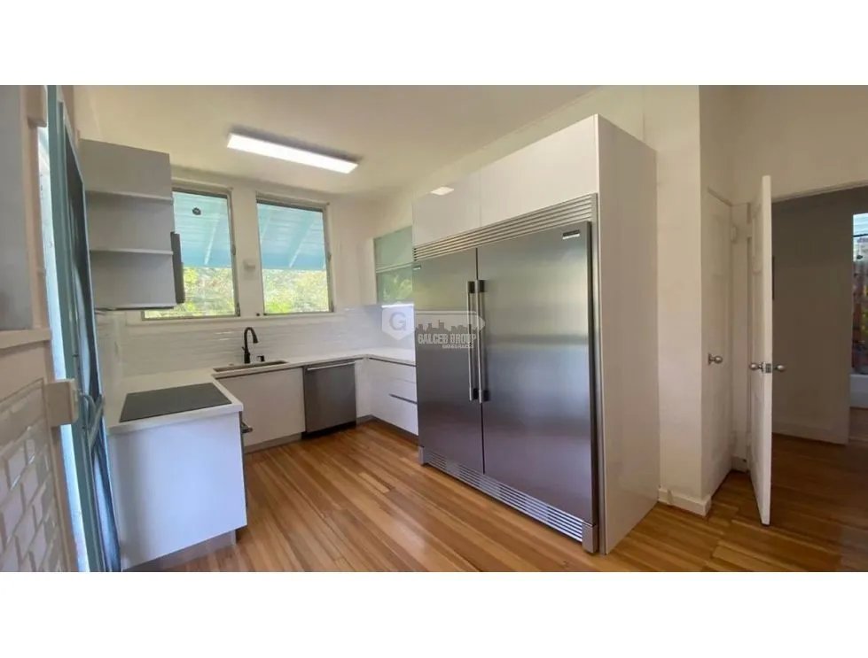 CLAYTON / ESTILO BUNGALAW / 1015M / 5 HABITACION / REFORMADA