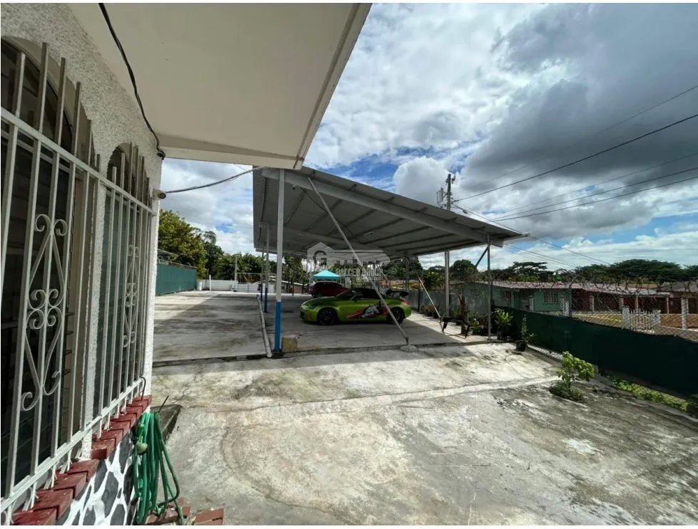 Warehouse for sale in Juan Diaz
