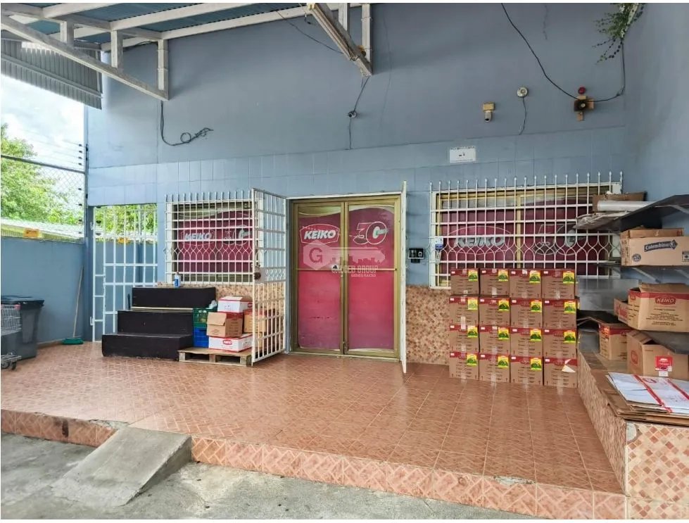 LOCAL COMERCIAL / CHIRIQUI / URB. TERRONAL / 571M2 / SOBRE VIA
