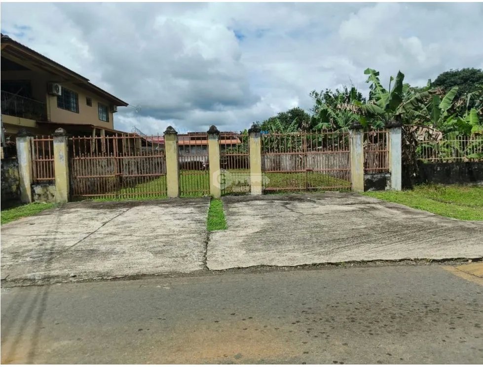 Commercial Space for sale in David