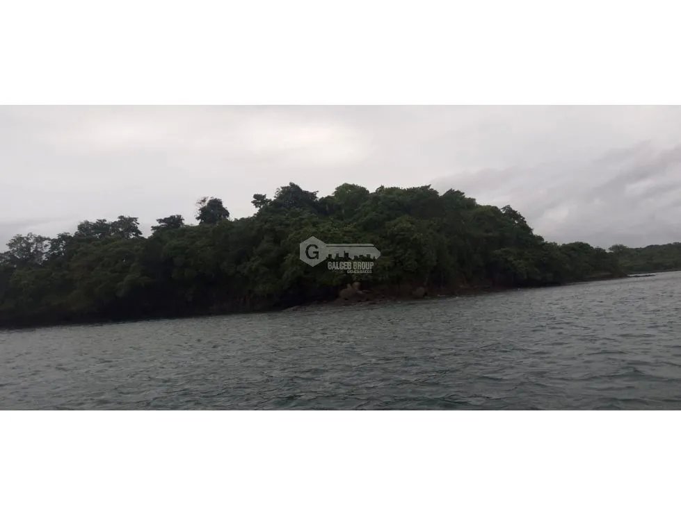 ISLA EN  REMATE / ARCHIPIELAGO DE LAS PERLAS / 17 HECTAREAS