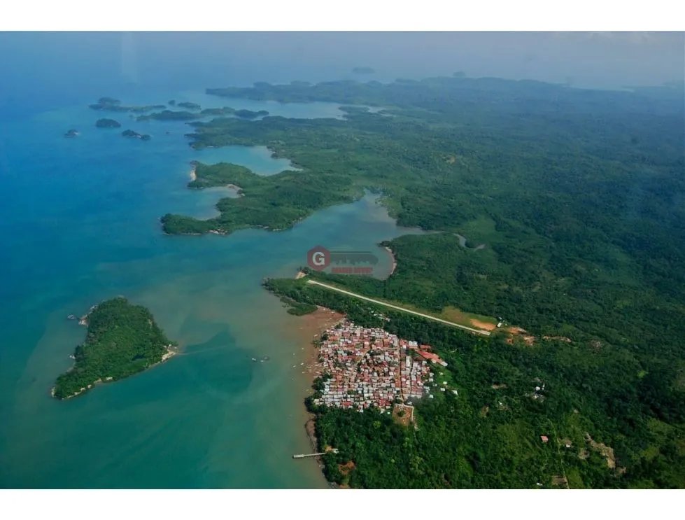 ISLA EN  REMATE / ARCHIPIELAGO DE LAS PERLAS / 17 HECTAREAS