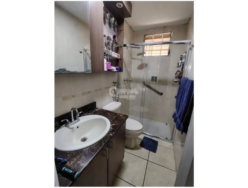 VENTA DE CASA EN BRISAS DEL GOLF DE 3 HABITACIONES CON 2 TERRAZAS