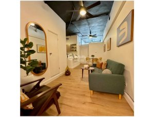 CASCO VIEJO / PH PLAZA CENTRAL / 63M / 2...