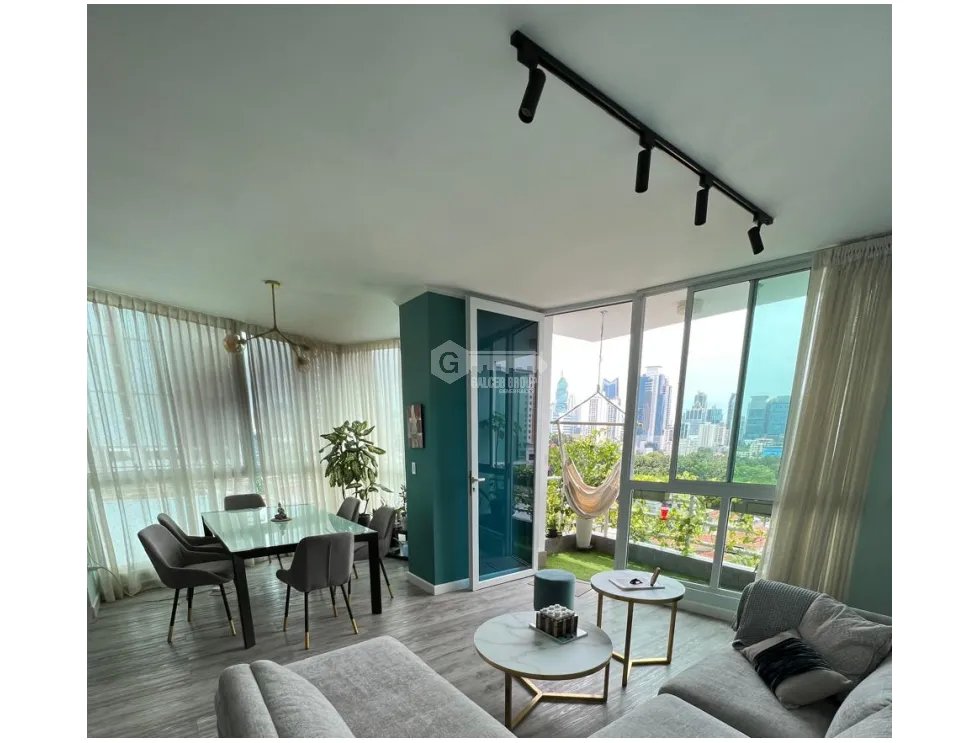 SE VENDE APARTAMENTO EN SAN FRANCISCO PH THE COSMOPOLITAN CON BALCON