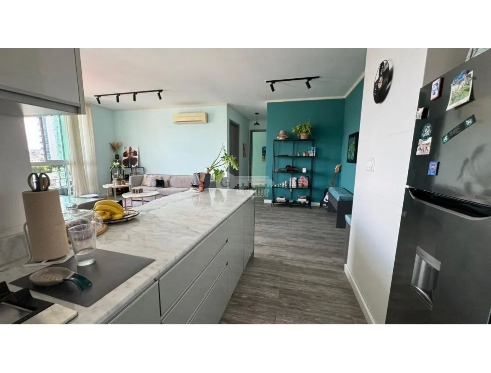 SE VENDE APARTAMENTO EN SAN FRANCISCO PH THE COSMOPOLITAN CON BALCON