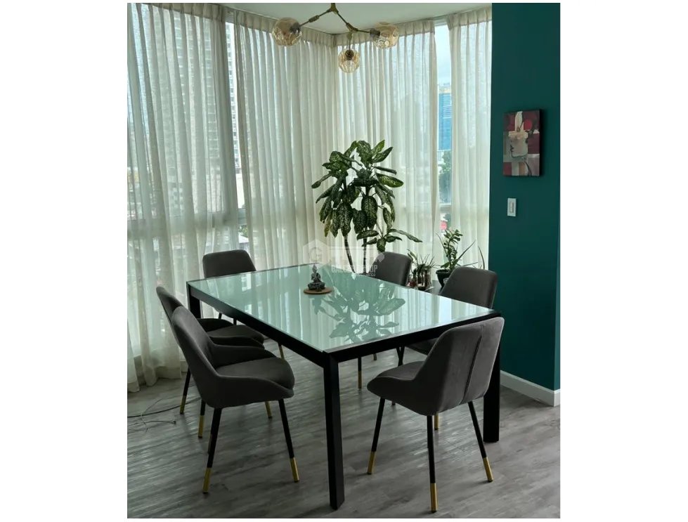 SE VENDE APARTAMENTO EN SAN FRANCISCO PH THE COSMOPOLITAN CON BALCON