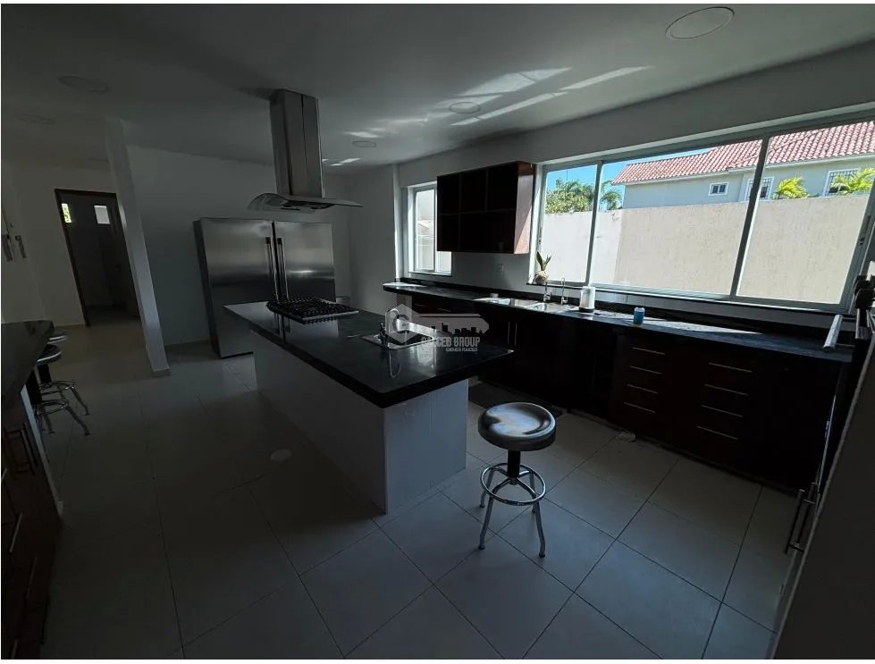 SE VENDE CASA EN COSTA DEL ESTE PH LAS MAGNOLIAS CON PISCINA