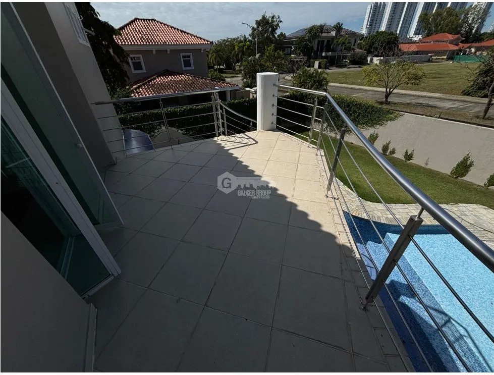 COSTA DEL ESTE / LAS MAGNOLIAS / 830M / 4 HABITACION / PATIO / PISCINA