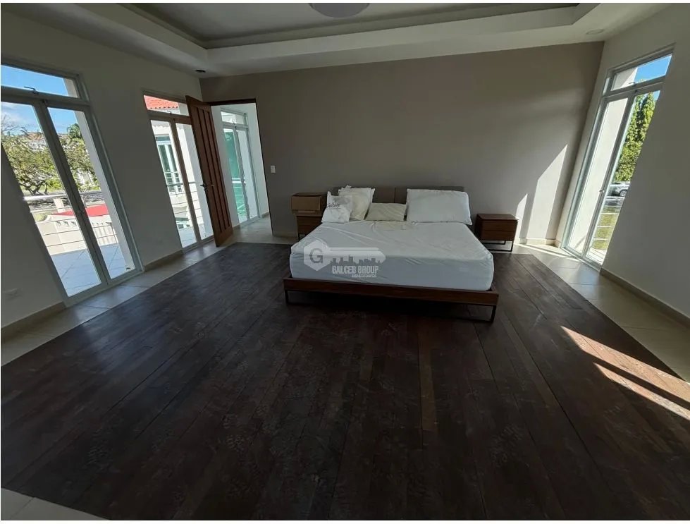 COSTA DEL ESTE / LAS MAGNOLIAS / 830M / 4 HABITACION / PATIO / PISCINA