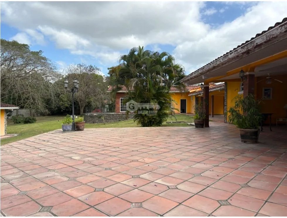 COCLE / SANTA CLARA / 8297M / 5 RECAMARAS / PISCINA / PLAYA / AG