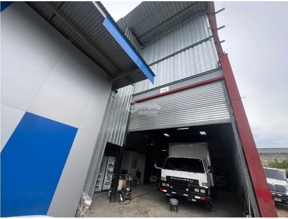 Warehouse for rent in Tocumen