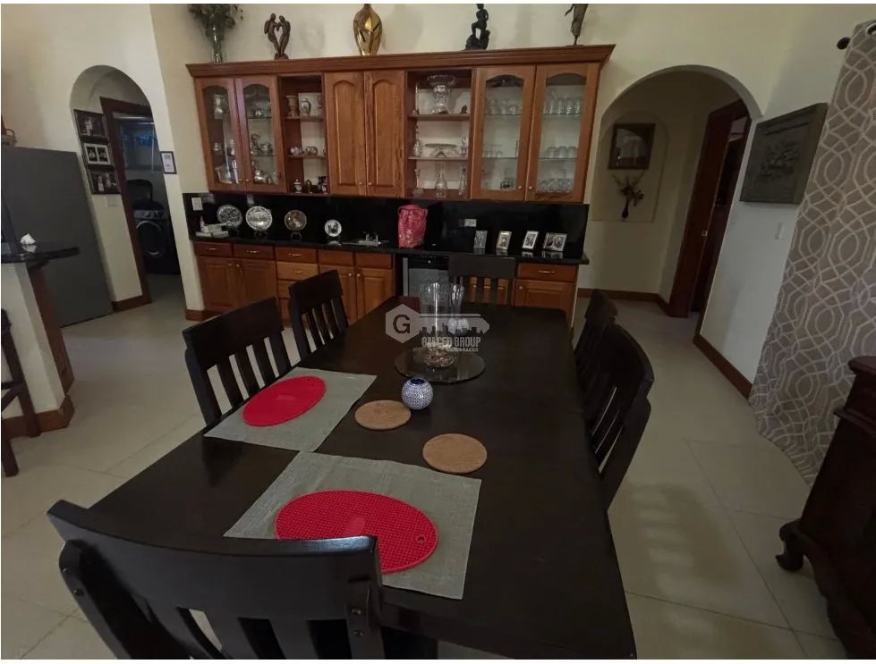 Single Family House for sale in San Carlos