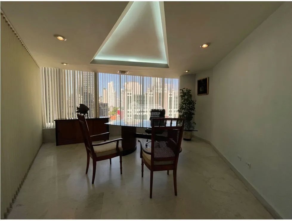 OFICINA / OBARRIO / PH TORRE ADVANCE / 88M / AMOBLADA / 2 PARKING