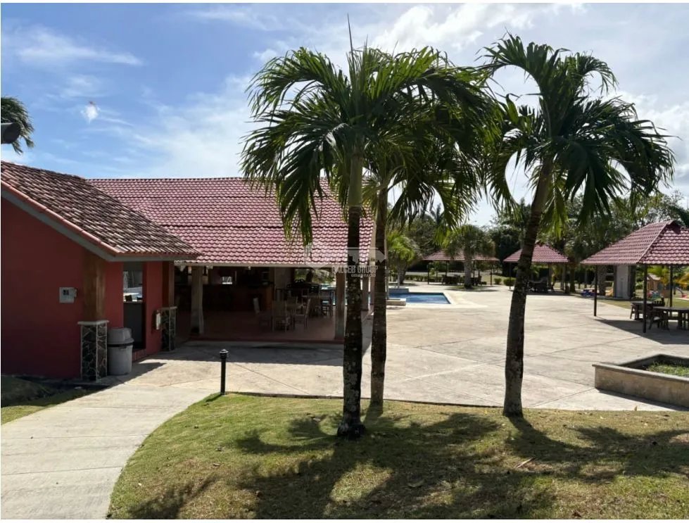 COCLE / HATO VIEJO / PH LAS PALMAS / 124M / 1 HABITACION / PISCINA  AG