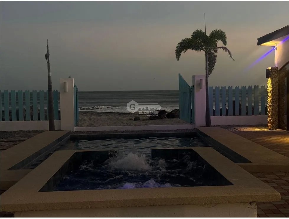 GORGONA / PLAYA MALIBU / 910M / 2 HABITACIONES / FRENTE AL MAR