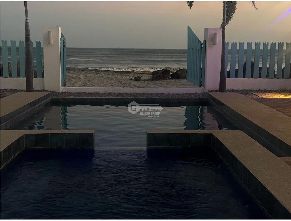 SE VENDE CASA EN PLAYA MALIBU GORGONA FRENTE AL MAR DE 910M