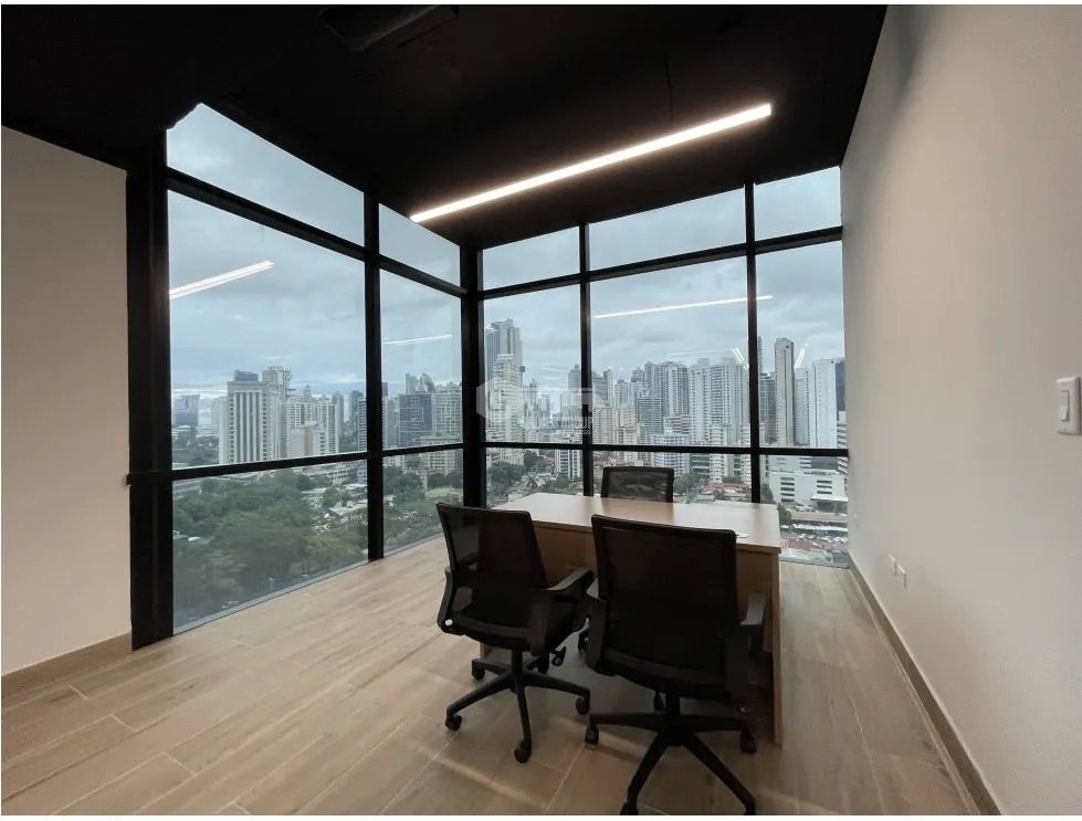 Office for rent in Calle 50