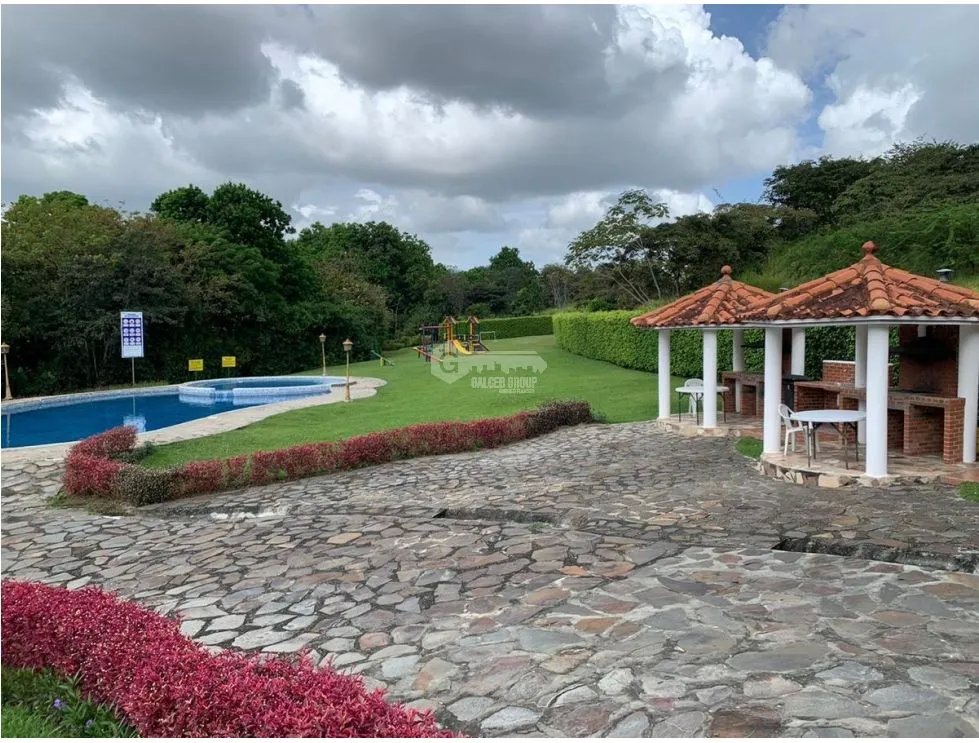 SAN CARLOS / EL VALLE VILLAGE / 1600M / AREA SOCIAL / PISCINA / AG