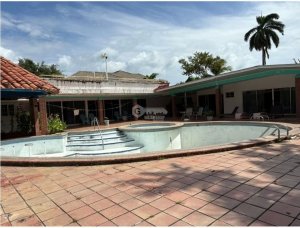 Single Family House for sale in Coronado