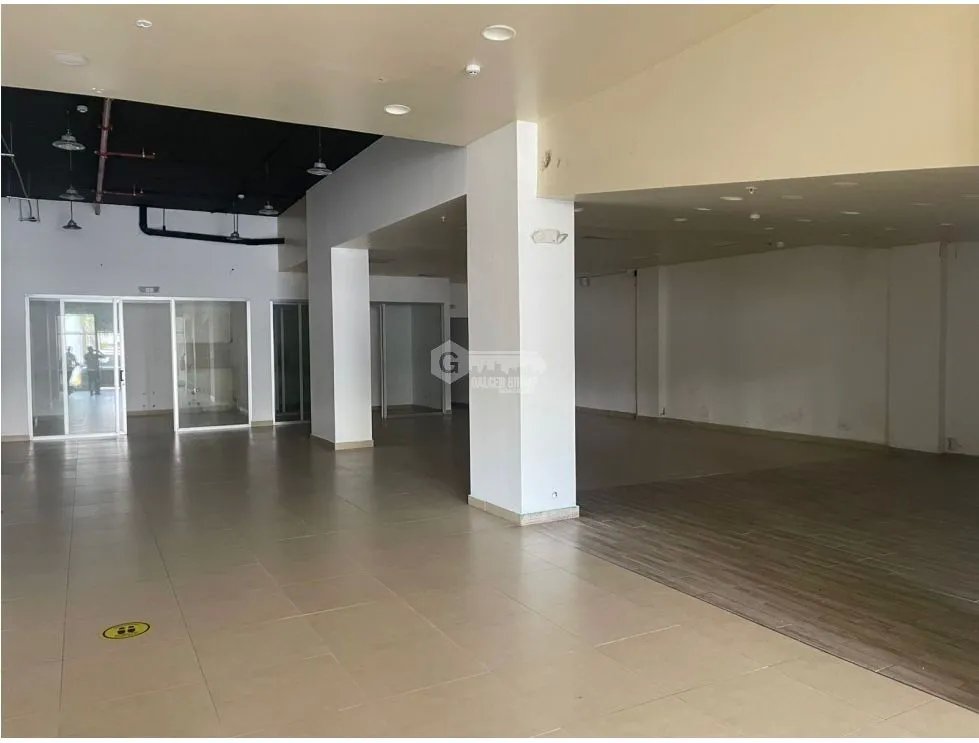 LOCAL / COSTA DEL ESTE / PLAZA 507 / 196M / DIVISIONES / PLANTA BAJA
