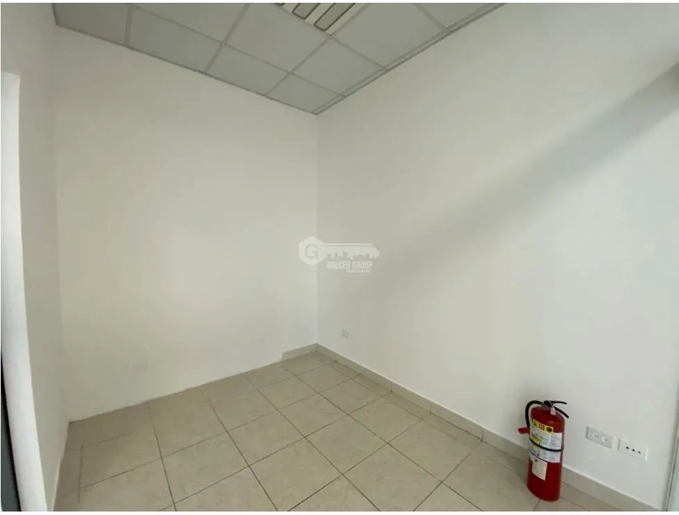LOCAL / COSTA DEL ESTE / PLAZA 507 / 94M / PLANTA ALTA / 3 PARKING