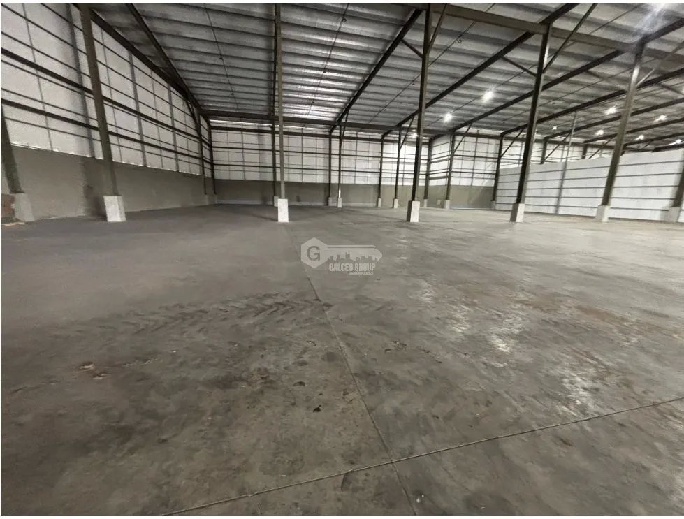 BODEGA EN LAS MAÑANITAS / USO COMERCIAL / 2738M /  PARQUE INDUSTRIAL