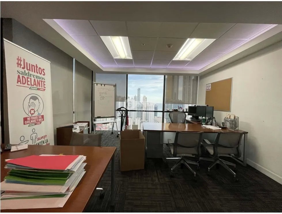 CALLE 50 / TOWER FINANCIAL CENTER / OFICINA / 990M / AMOBLADA