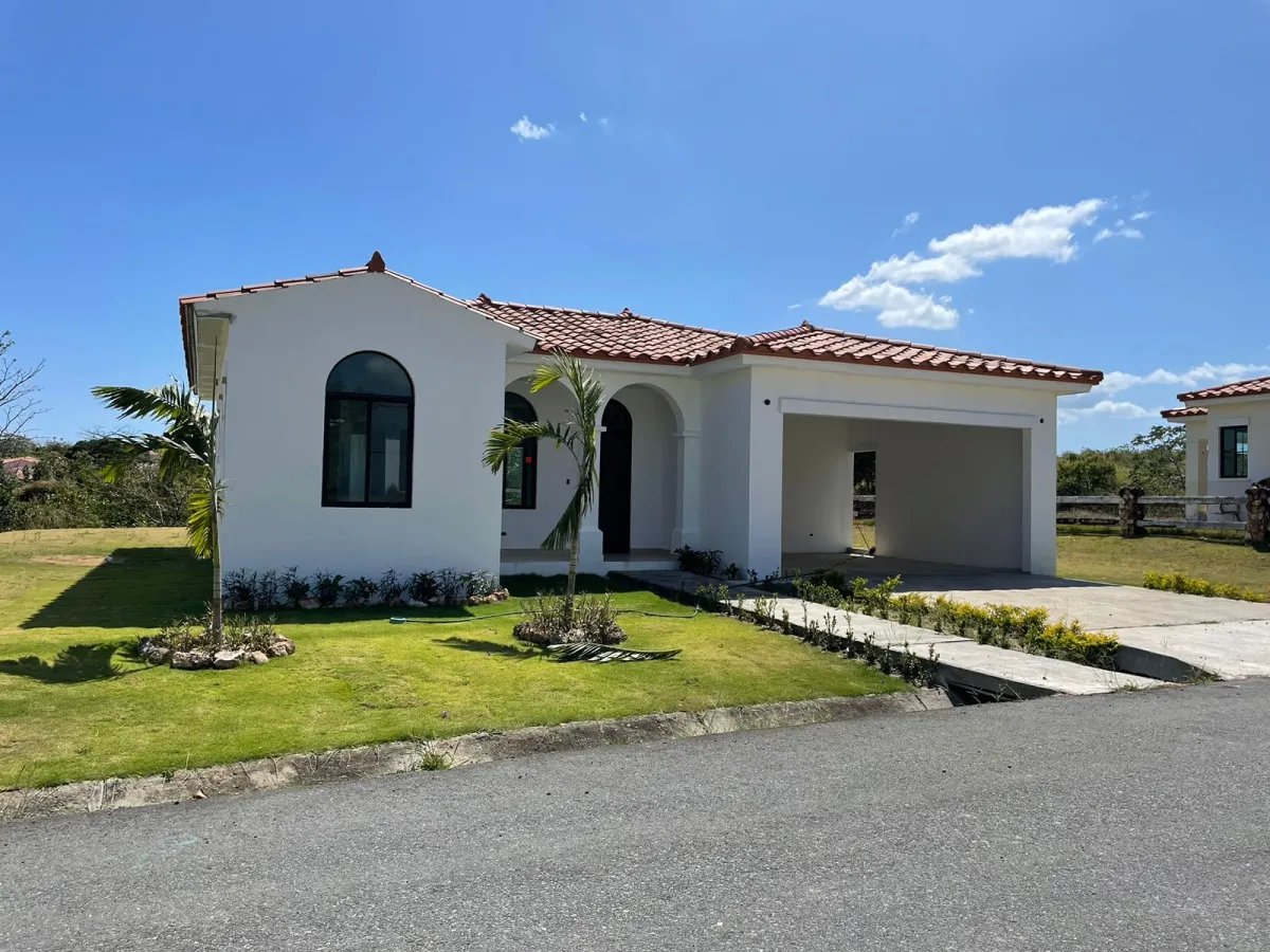 Country and Beach House for Sale in Hacienda Pacífica, San Carlos