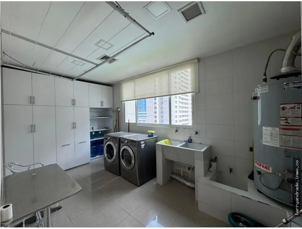 Apartment for sale in Costa del Este