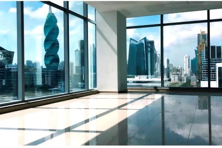 Venta de oficina en Panama Business Tower, Obarrio