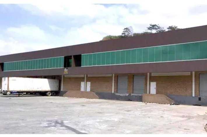 Venta de bodega en Milla 8, Panamá
