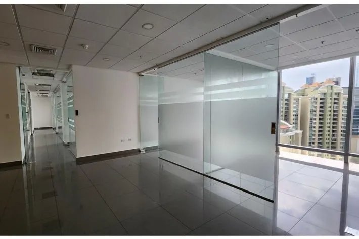 Commercial premises for rent in PH Aseguradora Ancon, Costa del Este