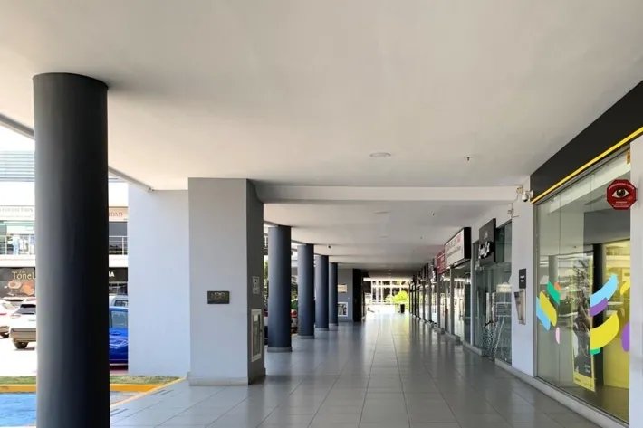 Local comercial en alquiler en Centennial Plaza