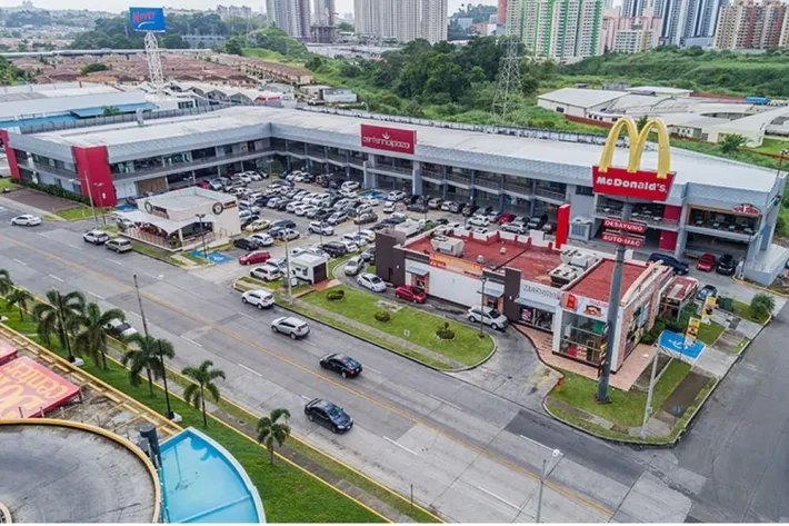 Local comercial en alquiler en Centennial Plaza