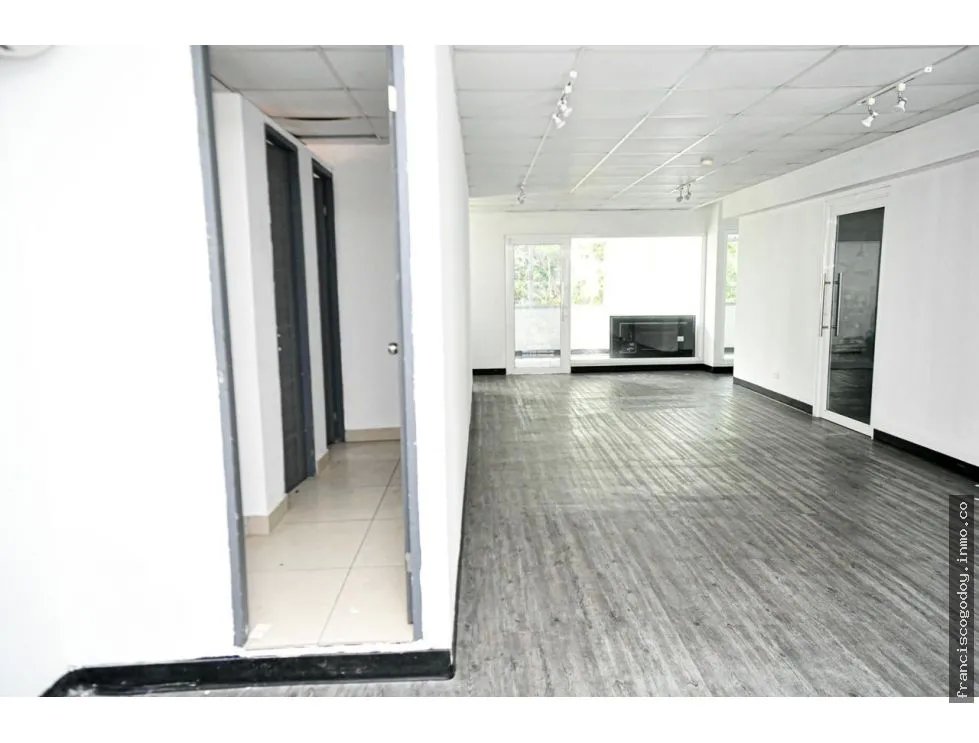 Edificio Comercial en Alquiler