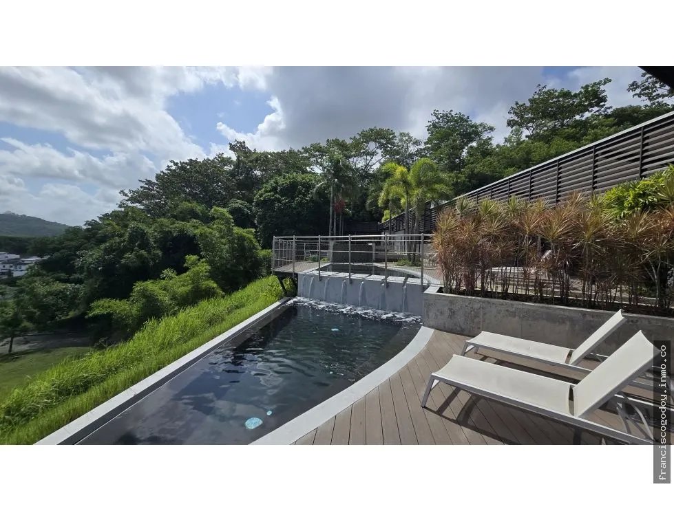Single Family House for sale in Condado del Rey