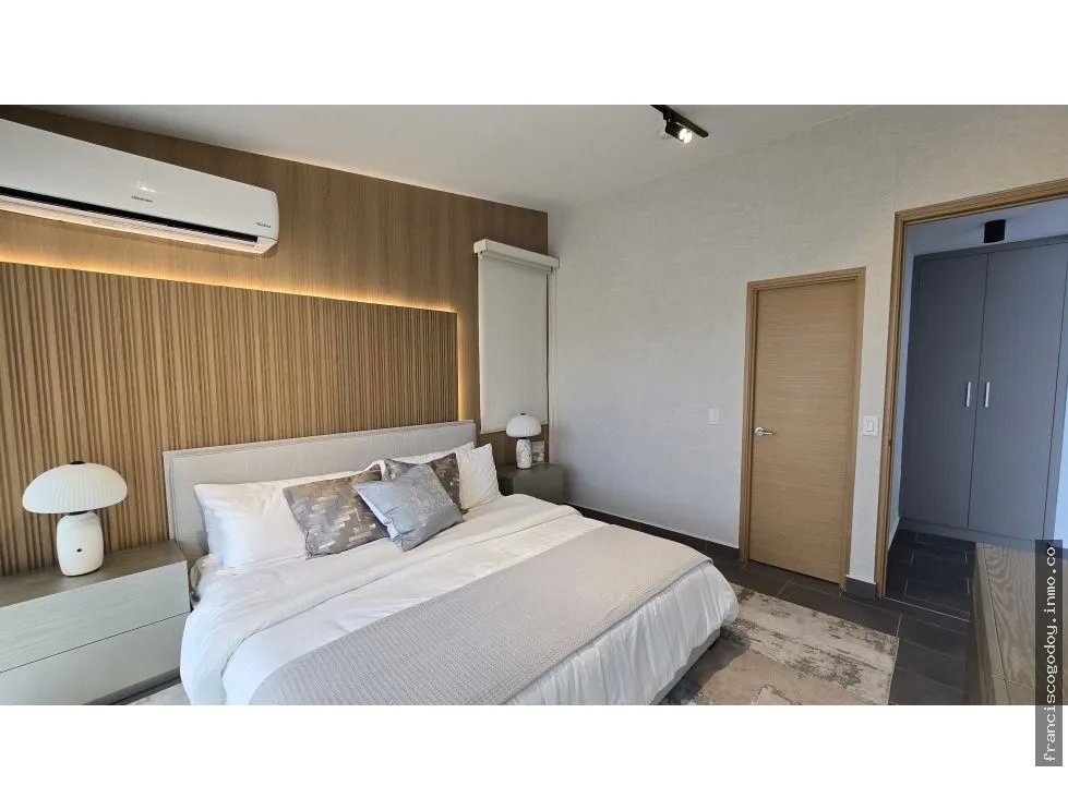 Single Family House for sale in Condado del Rey
