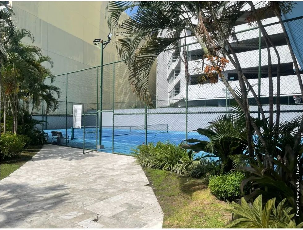SE VENDE APARTAMENTO EN PUNTA PACIFICA
