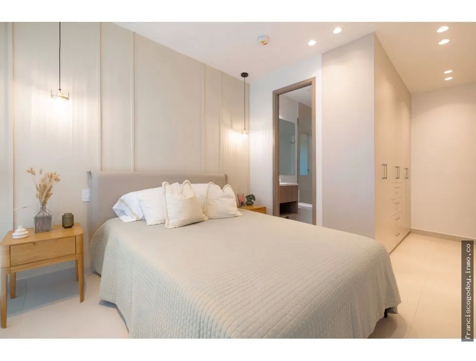 Se Vende Apartamento en Brisas del Golf