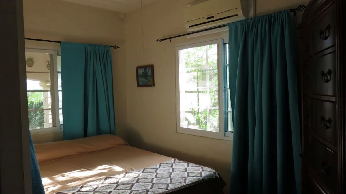 Península privada con casa y acceso al mar en Boca Chica