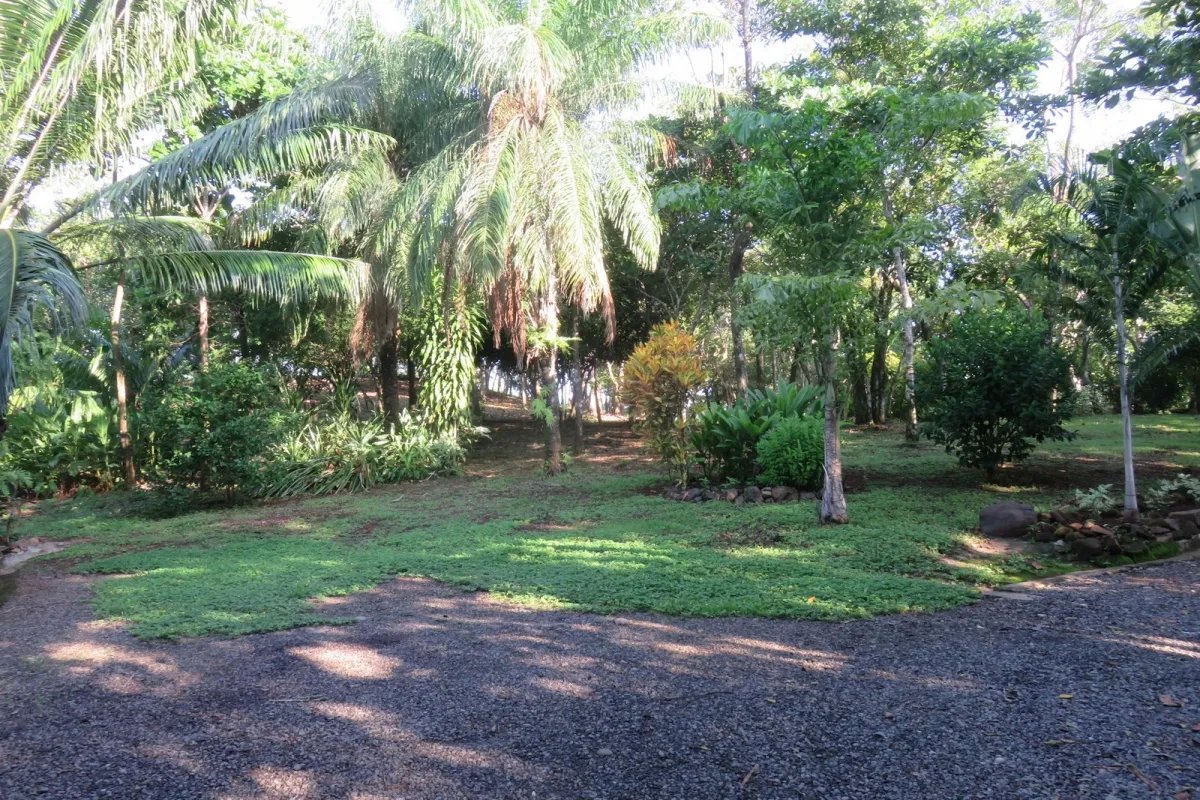 Península privada con casa y acceso al mar en Boca Chica