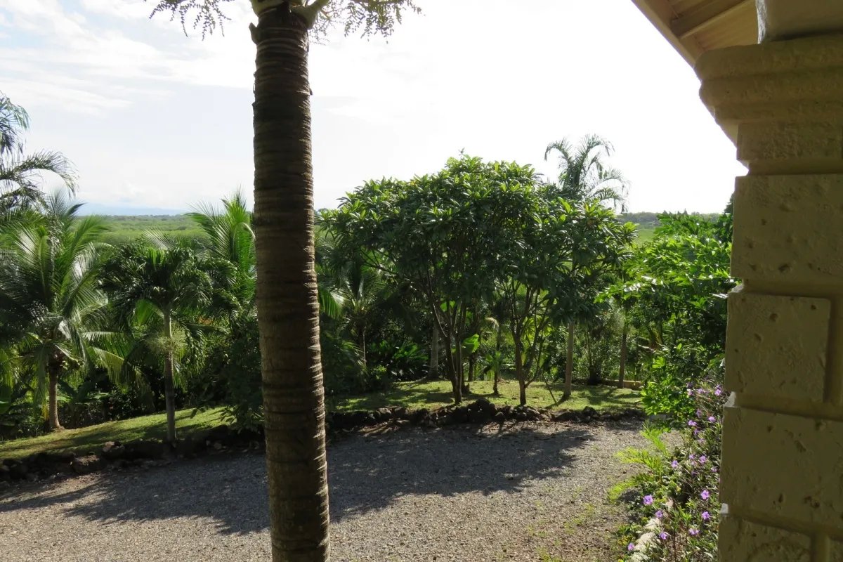 Península privada con casa y acceso al mar en Boca Chica