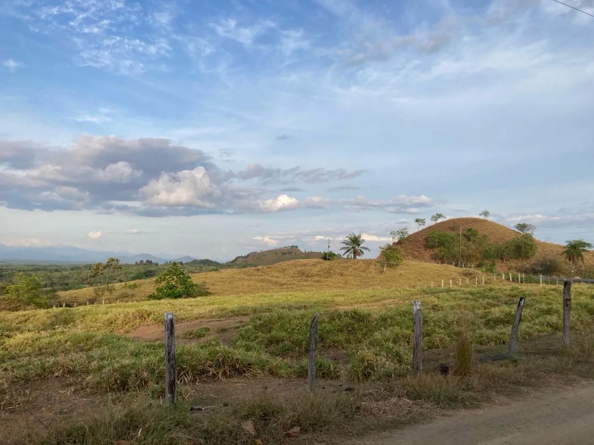 Property with distant views near the beach