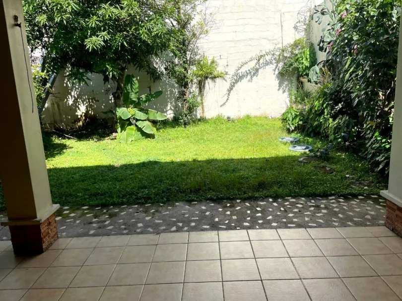 Se vende casa en Residencial El Doral, Altos del Bosque